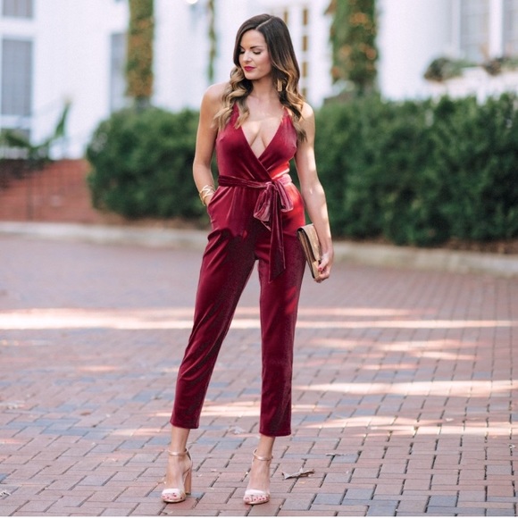 Express Pants - Express deep v plunge burgundy velvet jumpsuit cross back pockets 8 tie belt